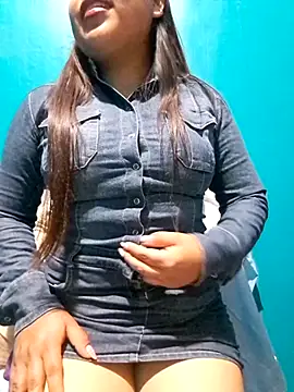 YiiZ 019 online show from April 25, 4:59 am