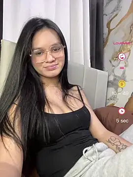 Snapshot of Eunice_Celestial2 chatting on May 4, 2:24 pm Eunice Celestial2 online show from May 4, 2:24 pm