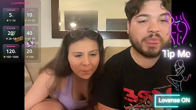 Redmooncity21 online show from March 26, 7:03 am