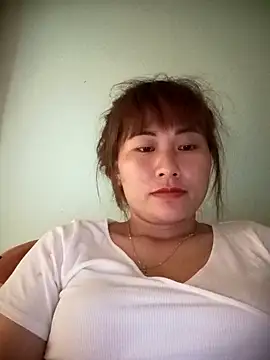 Lucxy-ki6 online show from April 9, 3:17 am