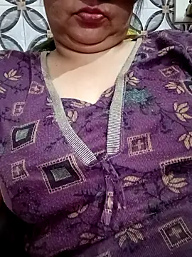 Gujju bhabhi69 online show from April 1, 5:21 pm