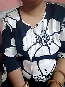 Gujju bhabhi69 online show from April 15, 9:15 pm