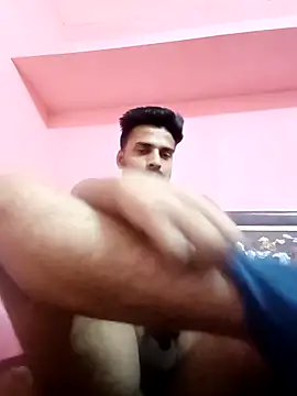 Decentlover67 online show from May 28, 5:16 am