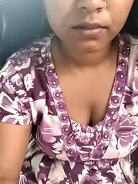hotmiki online show from May 31, 3:15 am