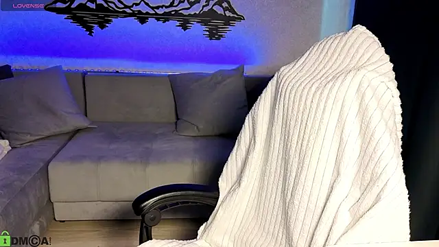 Snapshot of Lady_Sunrise12 chatting on May 28, 1:03 am Lady Sunrise12 online show from May 28, 1:03 am