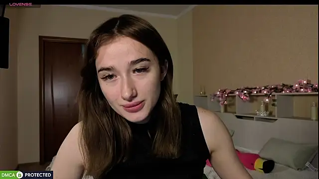 Snapshot of Lady_Sunrise12 chatting on July 15, 1:33 am Lady Sunrise12 online show from July 15, 1:33 am