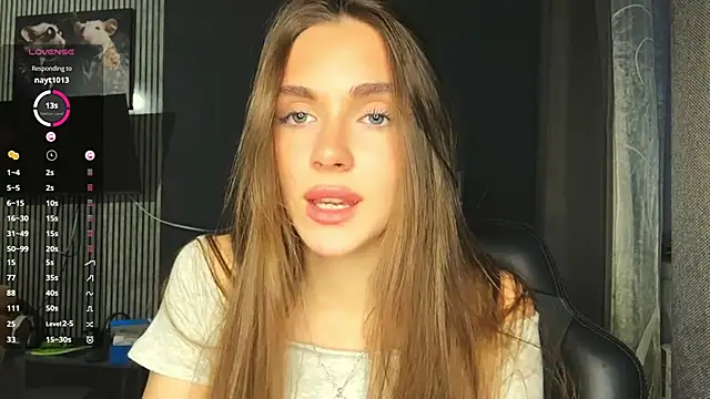 Veluxe online show from April 29, 5:17 pm