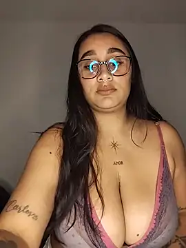Mia skyy18 online show from July 25, 5:16 am
