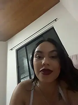 Snapshot of daniela-sexy chatting on June 23, 2:09 am daniela-sexy online show from June 23, 2:09 am