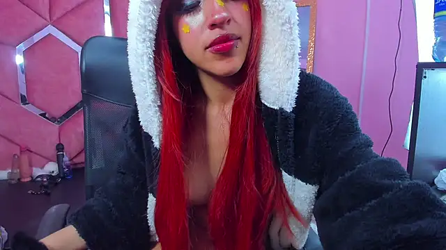 Snapshot of Lilit_Starr chatting on July 5, 6:26 pm Lilit Starr online show from July 5, 6:26 pm