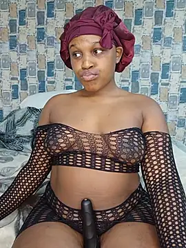 Snapshot of DARKBEATY20 chatting on August 2, 4:27 pm DARKBEATY20 online show from August 2, 4:27 pm