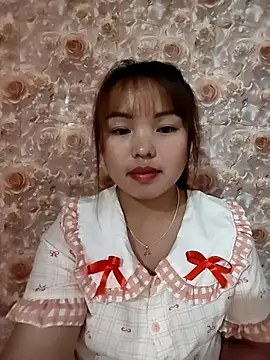 Mina xYx online show from June 10, 4:50 pm