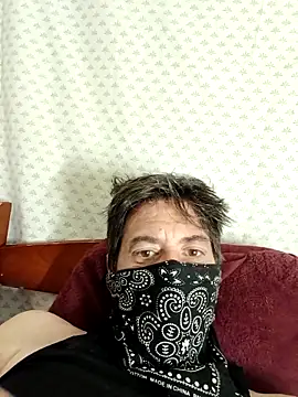 Snapshot of Illuminious chatting on March 15, 7:14 am Illuminious online show from March 15, 7:14 am