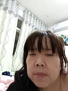 Snapshot of xushour chatting on April 23, 4:31 pm xushour online show from April 23, 4:31 pm