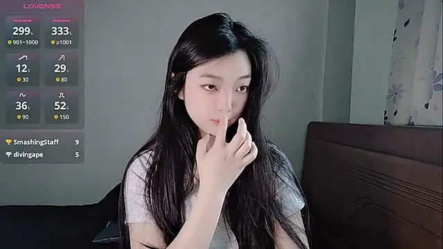 oblakitty  online show from April 10, 12:49 am