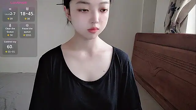 oblakitty  online show from August 9, 12:12 am