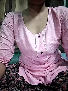 model seela online show from May 2, 6:35 pm