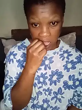 Snapshot of BooityChick chatting on June 13, 10:29 pm BooityChick online show from June 13, 10:29 pm