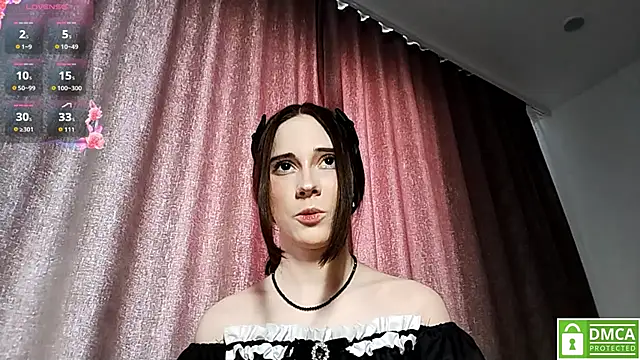 PearlieConolly online show from March 19, 11:25 am