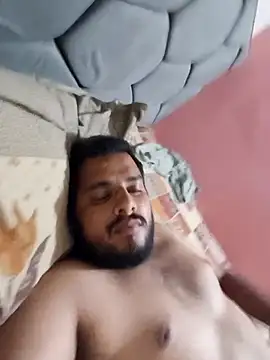 Snapshot of shubham19988 chatting on March 25, 6:25 pm shubham19988 online show from March 25, 6:25 pm