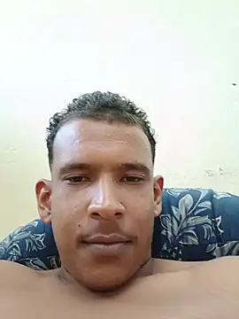 Snapshot of Ron_0101 chatting on July 2, 7:09 pm Ron 0101 online show from July 2, 7:09 pm