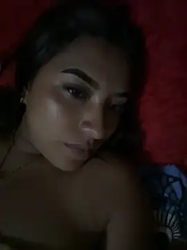yuliana056 online show from May 25, 3:12 am