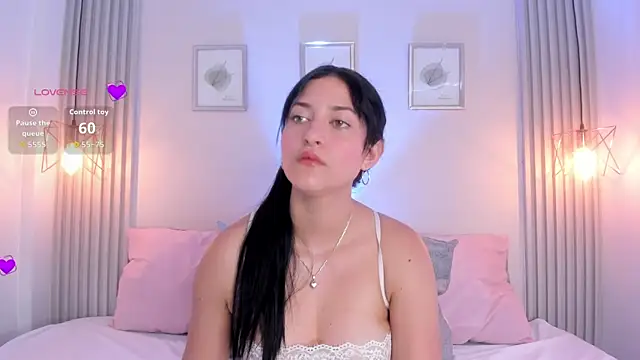 Sallyrosee  online show from August 3, 3:27 pm