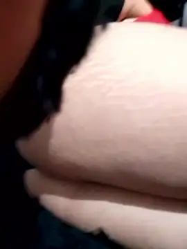 Snapshot of LunaCaat chatting on April 15, 8:20 pm LunaCaat online show from April 15, 8:20 pm