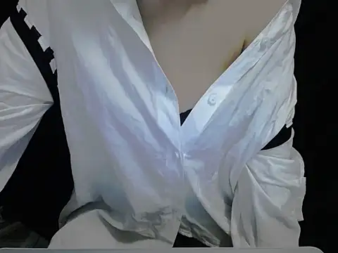 Snapshot of Enmy_24 chatting on May 9, 4:12 pm Enmy 24 online show from May 9, 4:12 pm
