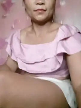 maymay121 online show from May 24, 11:15 am