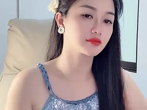 AmyLinee 1 online show from July 10, 7:12 am