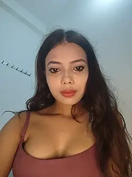 Snapshot of Candyy_crushh chatting on July 1, 10:20 pm Candyy crushh online show from July 1, 10:20 pm