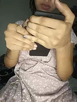 Snapshot of Candyy_crushh chatting on July 8, 9:52 pm Candyy crushh online show from July 8, 9:52 pm