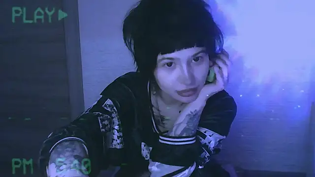 AllisonDeetz online show from March 17, 8:56 pm