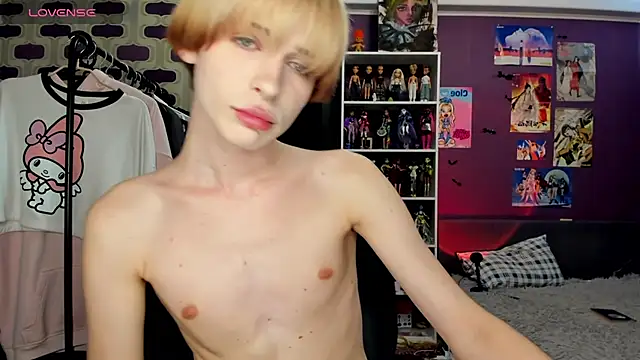 Snapshot of sweet_peach___ chatting on July 17, 4:45 pm sweet peach online show from July 17, 4:45 pm