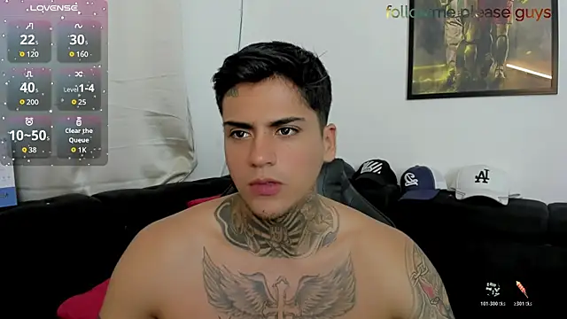 sweetlatinoboy online show from April 8, 10:32 pm