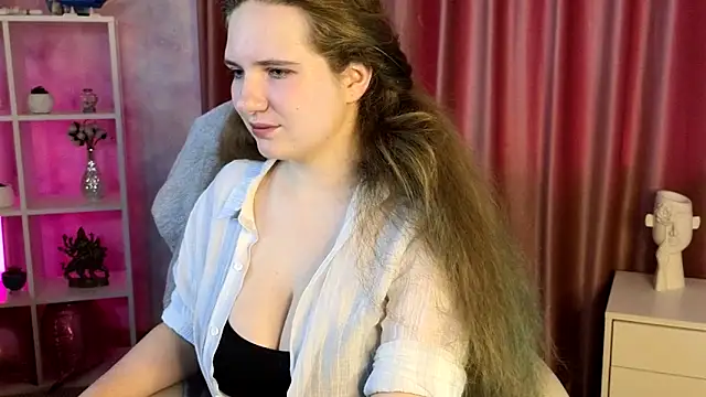 Snapshot of Amaliya_Evans chatting on March 26, 5:57 am Amaliya Evans online show from March 26, 5:57 am