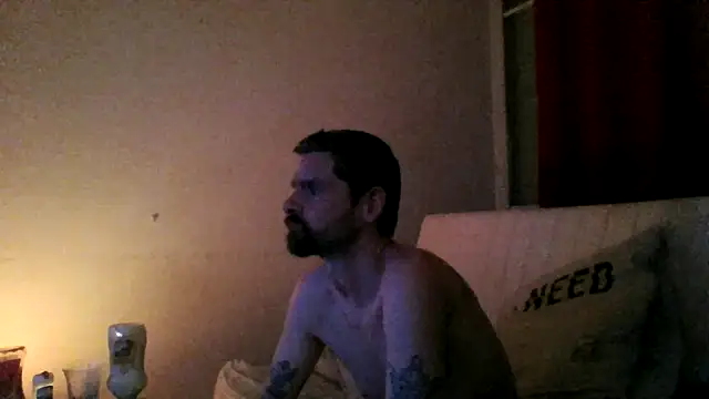 NIcomiam38 online show from April 2, 11:02 pm