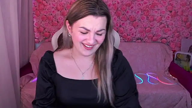 AlissyaGrayy online show from June 24, 6:01 am