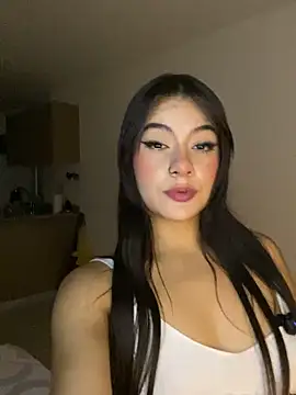 Snapshot of DahliaRouse chatting on April 7, 11:37 pm DahliaRouse online show from April 7, 11:37 pm