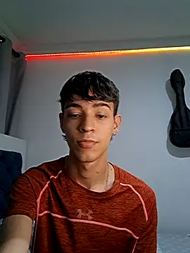 Snapshot of Milo_Gunnar chatting on March 16, 11:53 pm Milo Gunnar online show from March 16, 11:53 pm