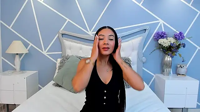 Snapshot of EmmaFosther chatting on July 28, 5:12 pm EmmaFosther online show from July 28, 5:12 pm