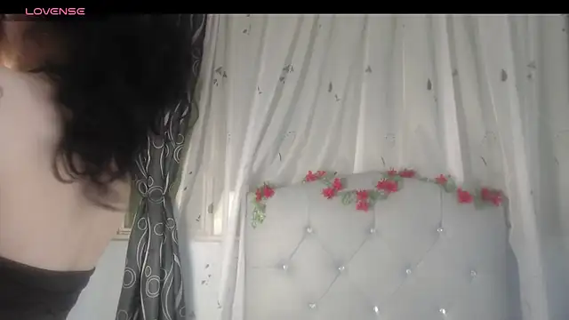 Victoria Founta1 online show from June 2, 9:17 pm