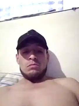 Snapshot of gallo92 chatting on March 23, 12:25 am gallo92 online show from March 23, 12:25 am