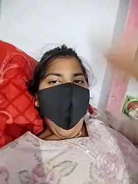 Pallavi cute online show from April 11, 6:12 pm