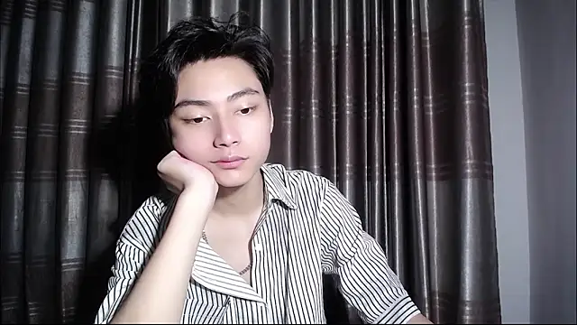 XX-XIUXIU online show from June 17, 5:25 pm