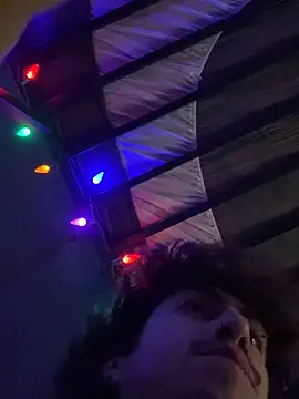 Snapshot of zerces111 chatting on March 25, 6:19 am zerces111 online show from March 25, 6:19 am