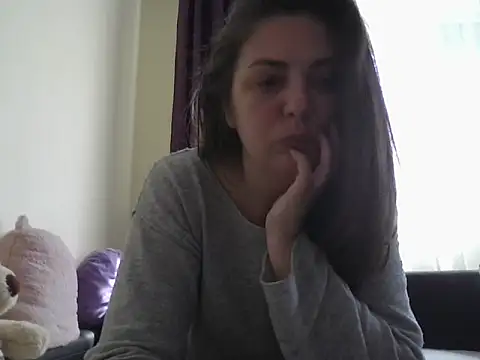 Snapshot of Arya_Malone chatting on March 25, 8:09 am Arya Malone online show from March 25, 8:09 am