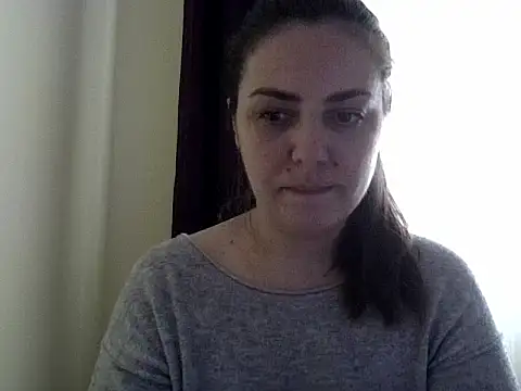 Snapshot of Arya_Malone chatting on March 31, 11:32 am Arya Malone online show from March 31, 11:32 am