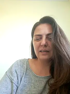 Snapshot of Arya_Malone chatting on April 16, 11:22 am Arya Malone online show from April 16, 11:22 am